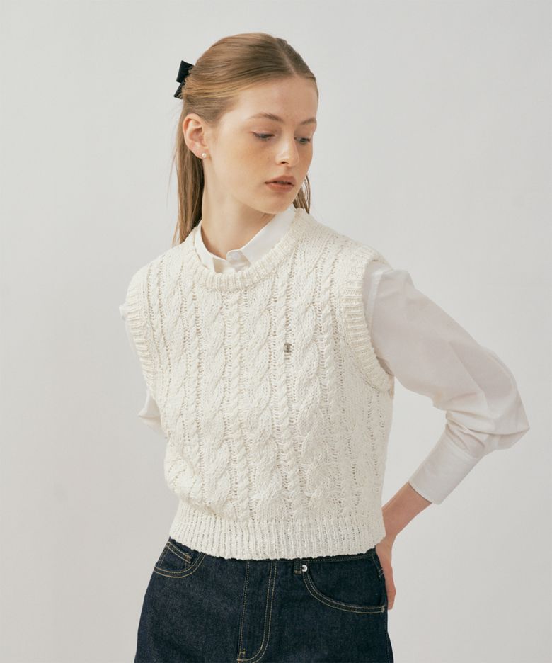 COTTON BLENDED CABLE KNIT VEST (2COLOR)
