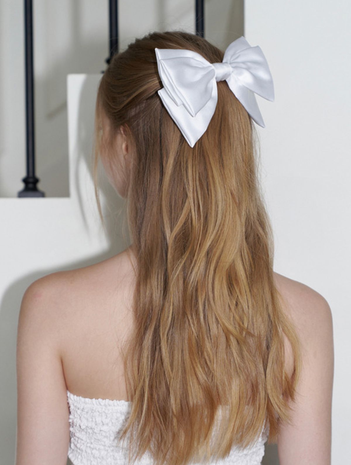카인더베이비(KINDABABY) rosy silky white ribbon pin