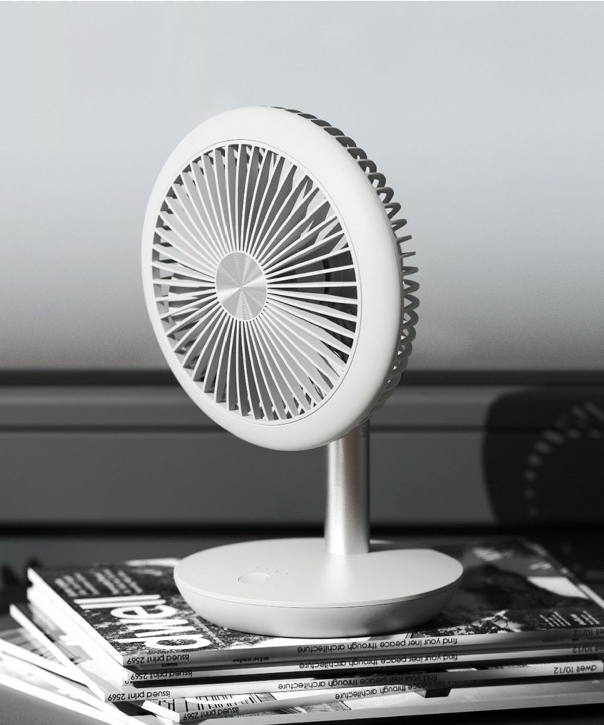 솔러스에어(SOLEUS AIR) 탁상용 휴대용 무소음 미니 무선 선풍기 AIR601TF