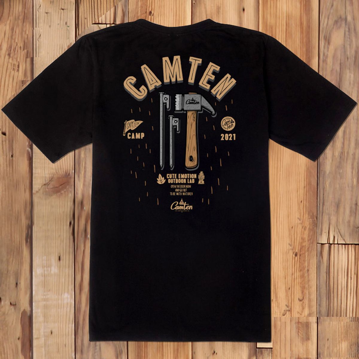 돌돌(DOLDOL) Camten-tshirts-46 감성 캠핑 브랜드 캠텐 캐릭터 그래픽 티셔츠 반팔티