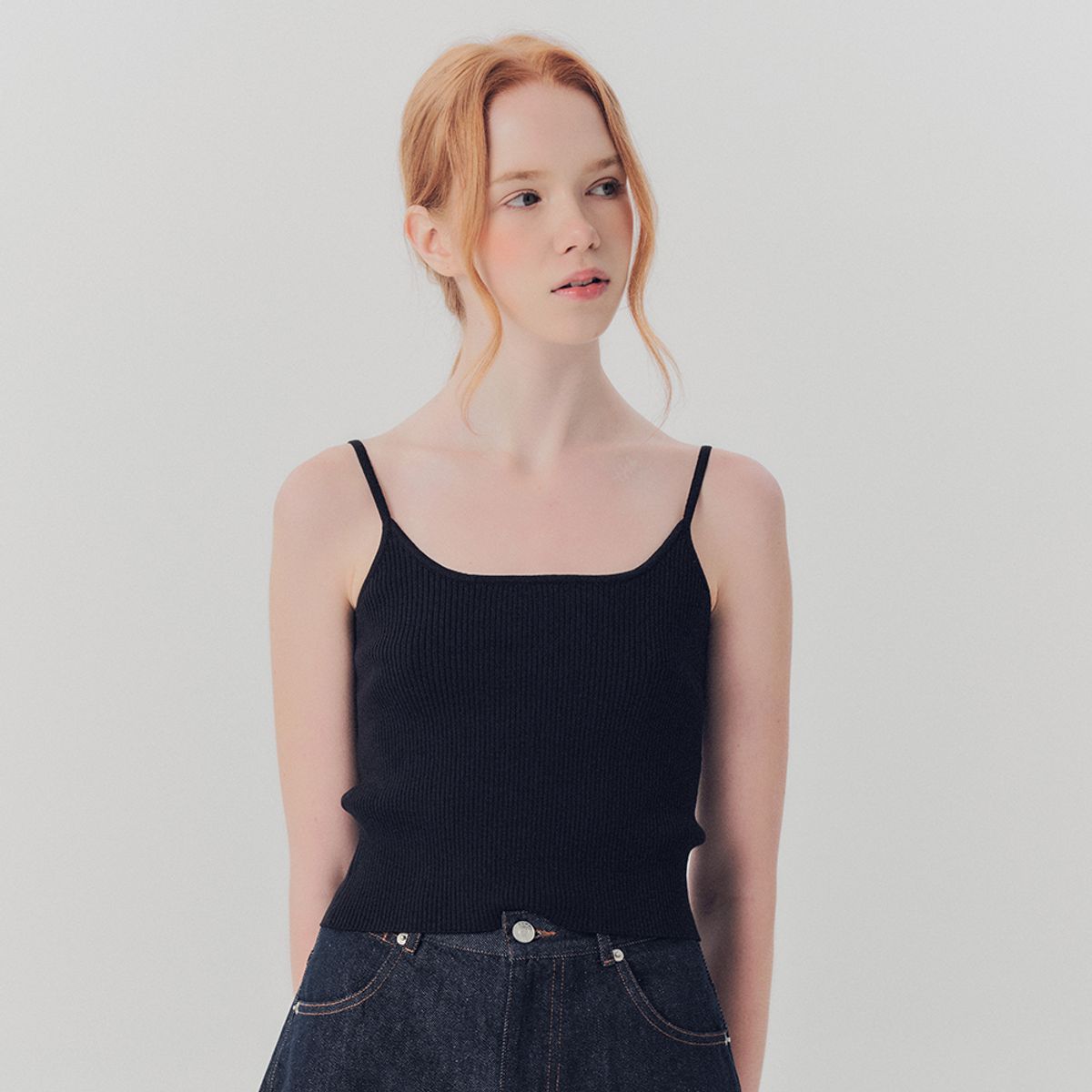 웬스데이딜라잇(WEDNESDAY DELIGHT) WED_Basic sleeveless knit top_BLACK