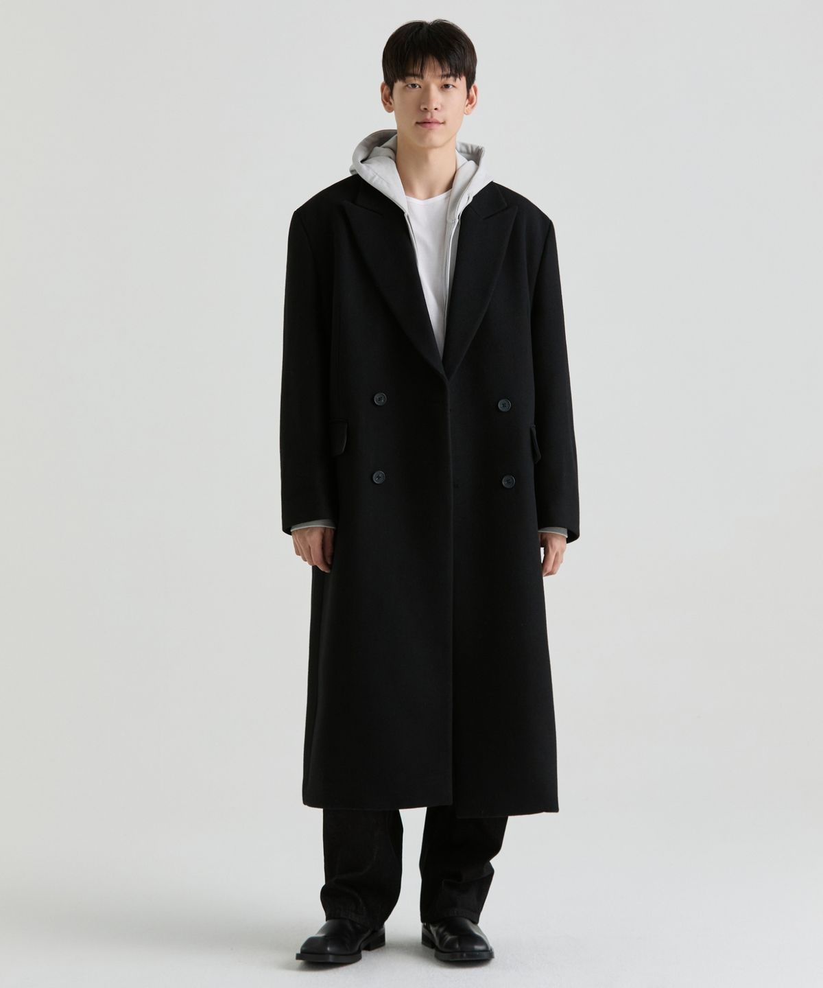 무신사 스탠다드(MUSINSA STANDARD) 울 블렌드 빅 대디 더블 맥시 코트 [블랙]