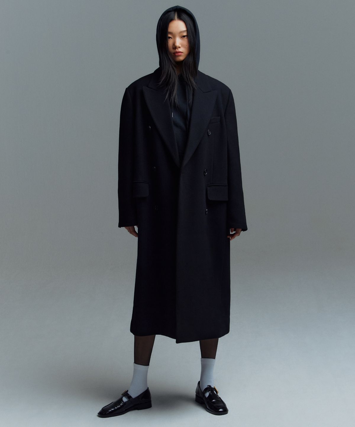 무신사 스탠다드 우먼(MUSINSA STANDARD WOMAN) 우먼즈 울 블렌드 오버 숄더 더블 코트 [블랙]