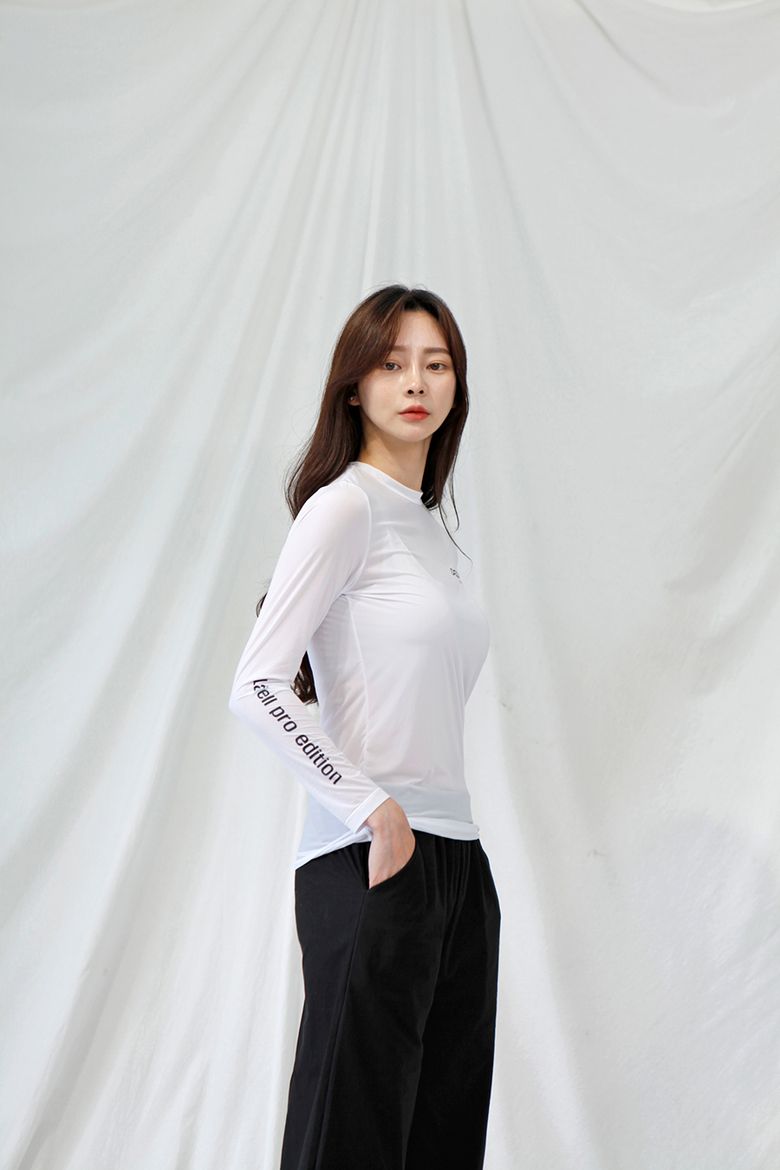 여성 쿨링 아이스 메쉬 냉감티셔츠  화이트