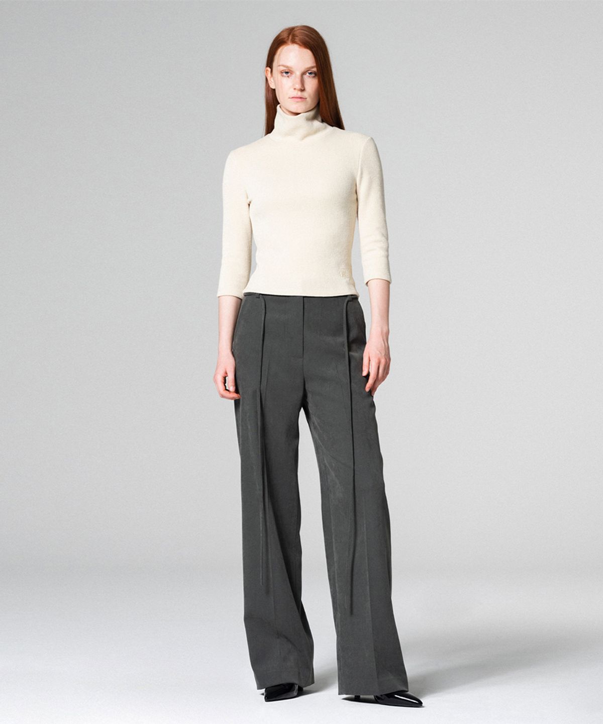 워브먼트(WOVEMENT) Comfy wide-fit pants GREY WBCFPA003GR
