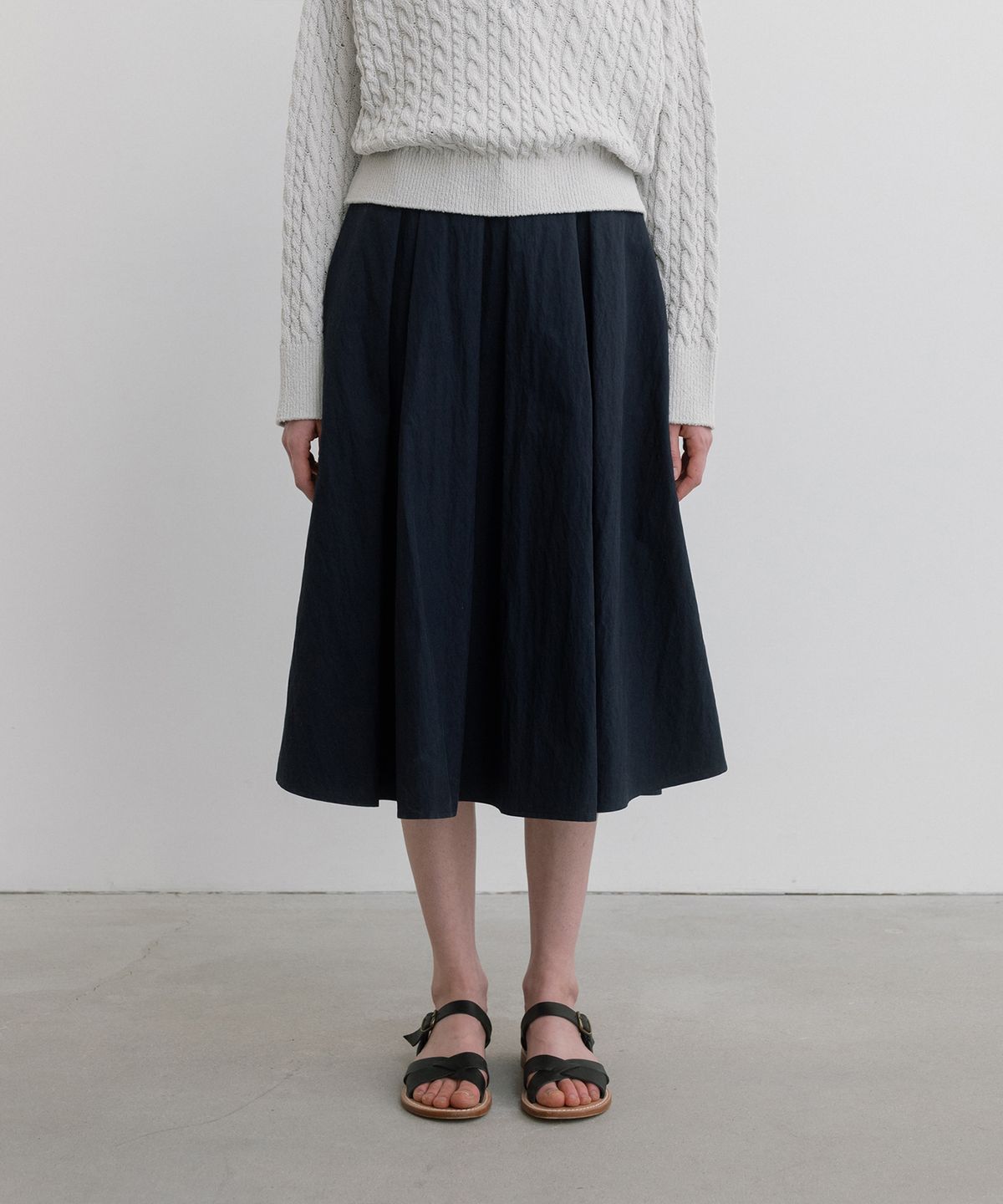 러브어스유(LOVEUSU) Sofia skirt (navy)