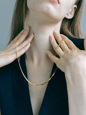 스네이크 체인 목걸이 - 골드