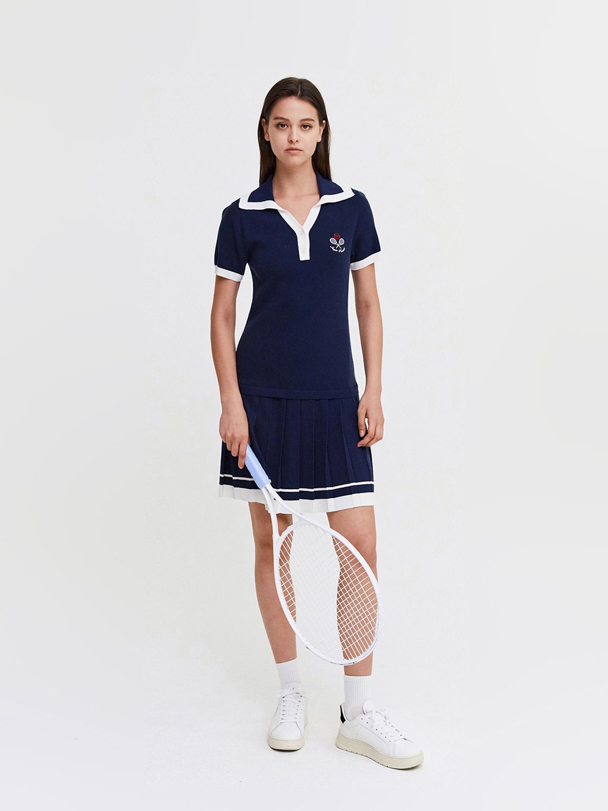 세르지오 타키니(SERGIO TACCHINI) W 사바티니 플리츠 오픈카라 반팔 스웨터 드레스 (Navy)