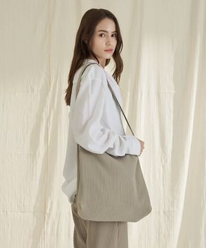 플리츠 토트백_ZD2BG061_BEG