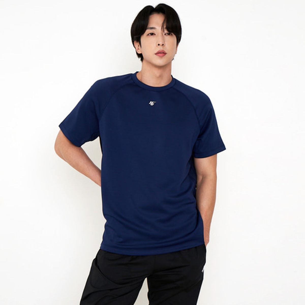 하이골드(HIGOLD) 베이직 퍼포먼스 반팔 티셔츠 (네이비)