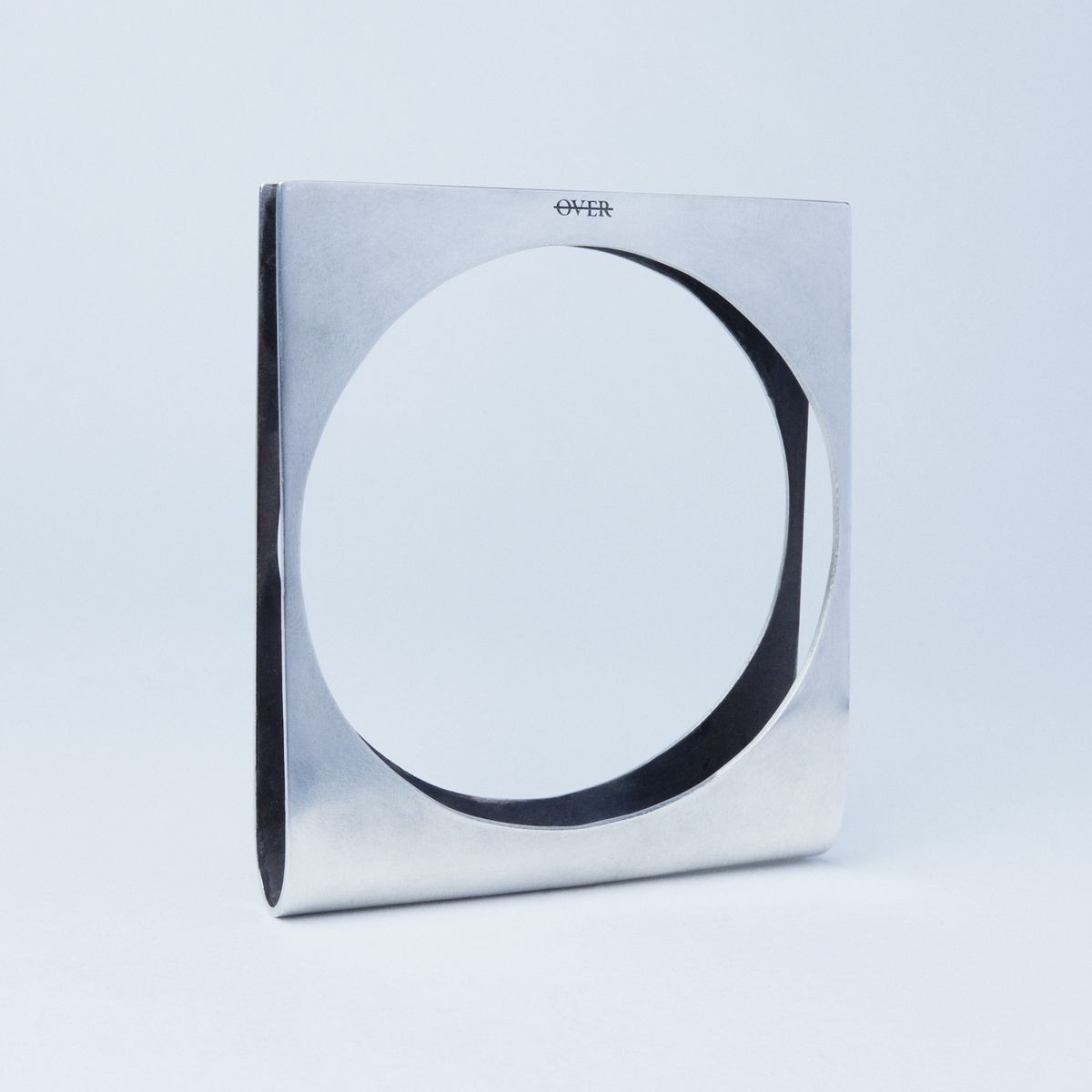 오버더라인(OVER THE LINE) Void Wave Bangle