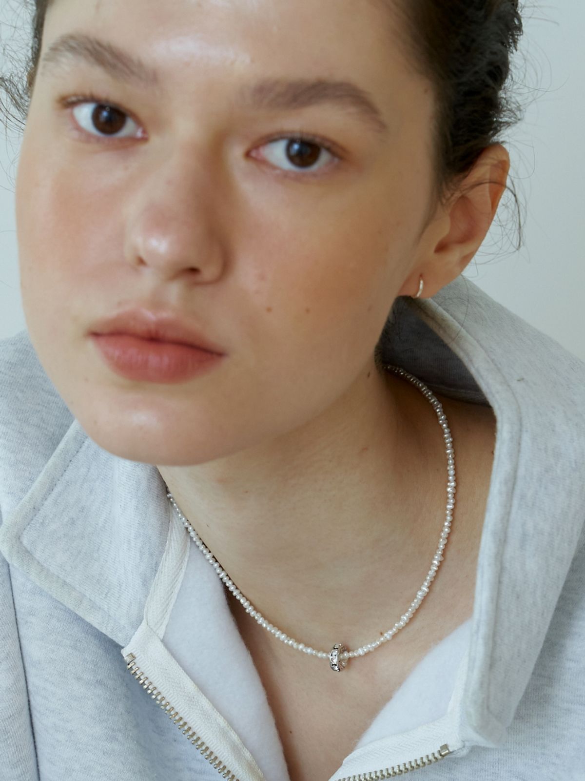 러브미몬스터(LOVE ME MONSTER) Light Natural Pearl & Cubic Necklace