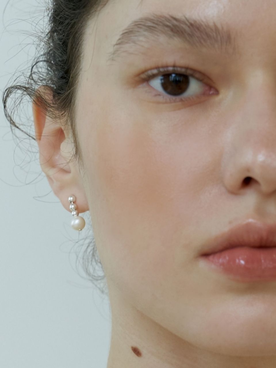 ★人氣★LOVE ME MONSTER★Essential Pearl Earrings 12mm MUSINSA | LOVE ME MONSTER Pearl Long Stick Earrings