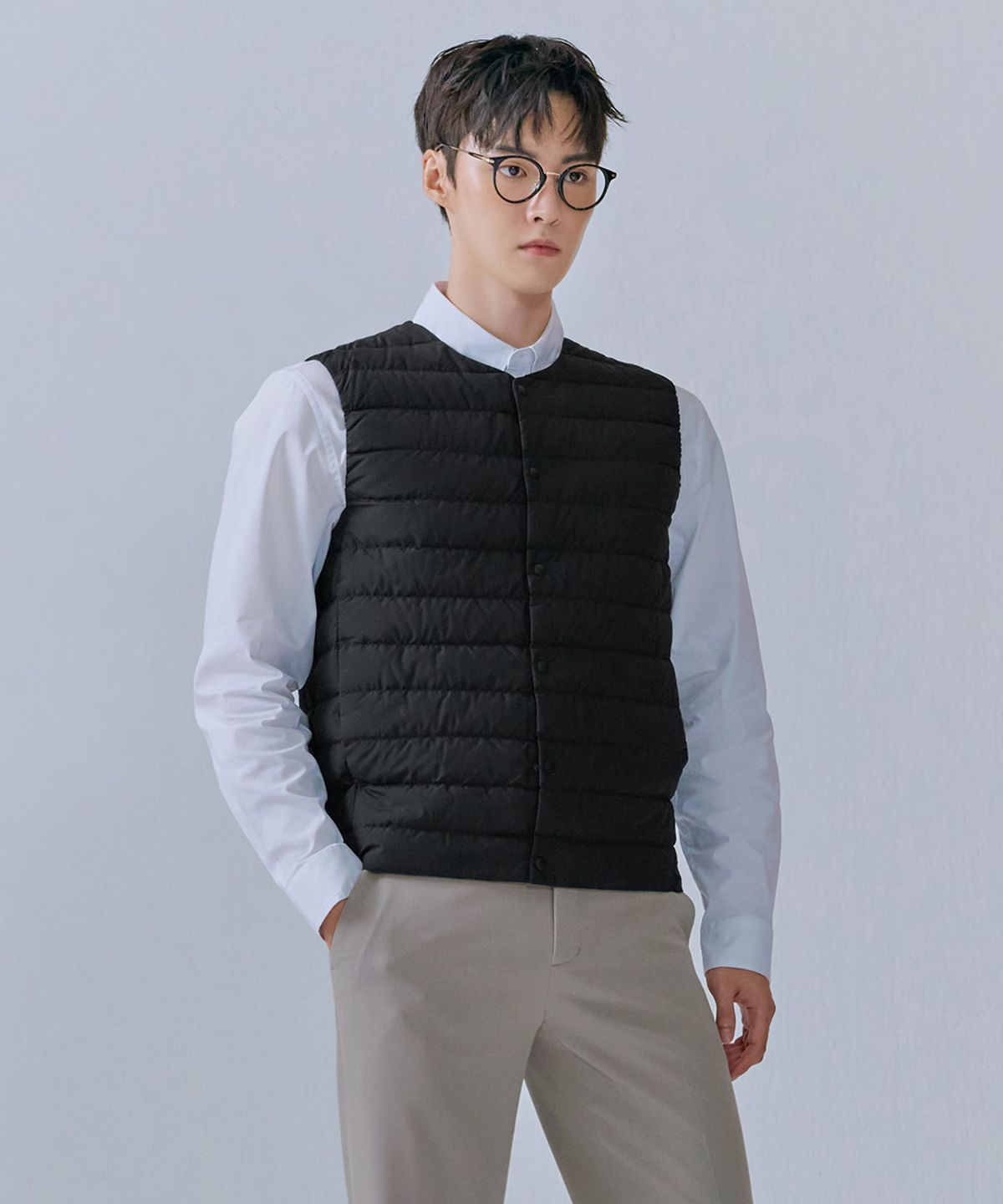 체이스컬트(CHASECULT) 남성 투웨이넥 경량 패딩 베스트-CFZK7301C03