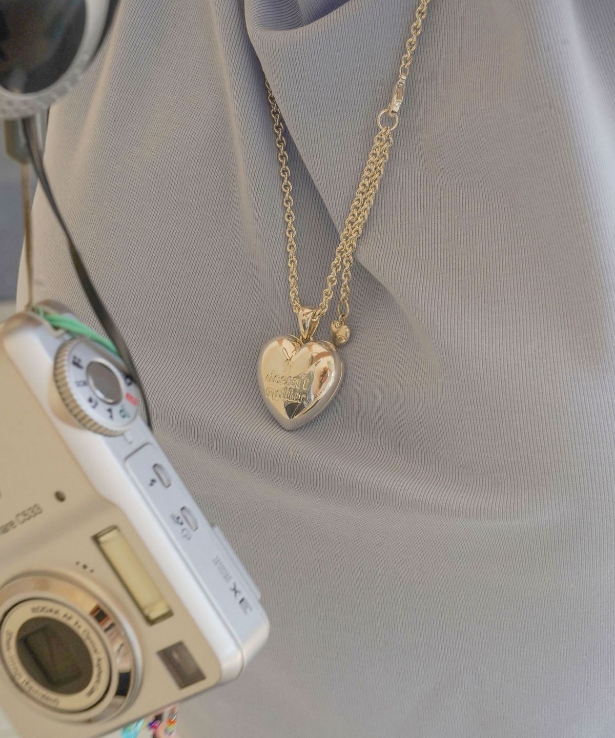 잇더즌매터(IT DOESN'T MATTER) Memory heart locket necklace (Silver)