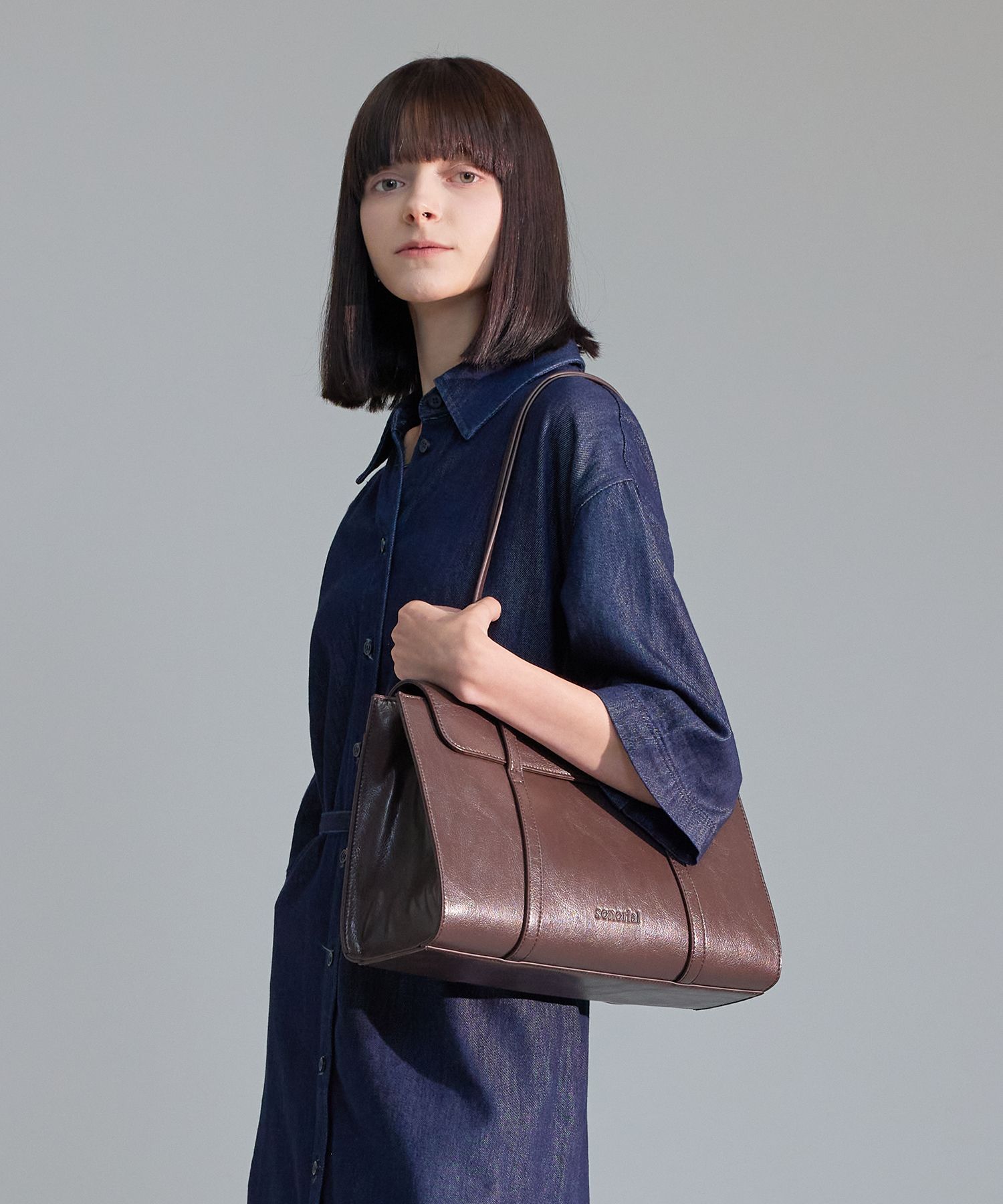 ショルダーバッグ・ポシェット Sonorial Manar bag - DUST BROWN MUSINSA | SONORIAL Manar bag - dusty brown