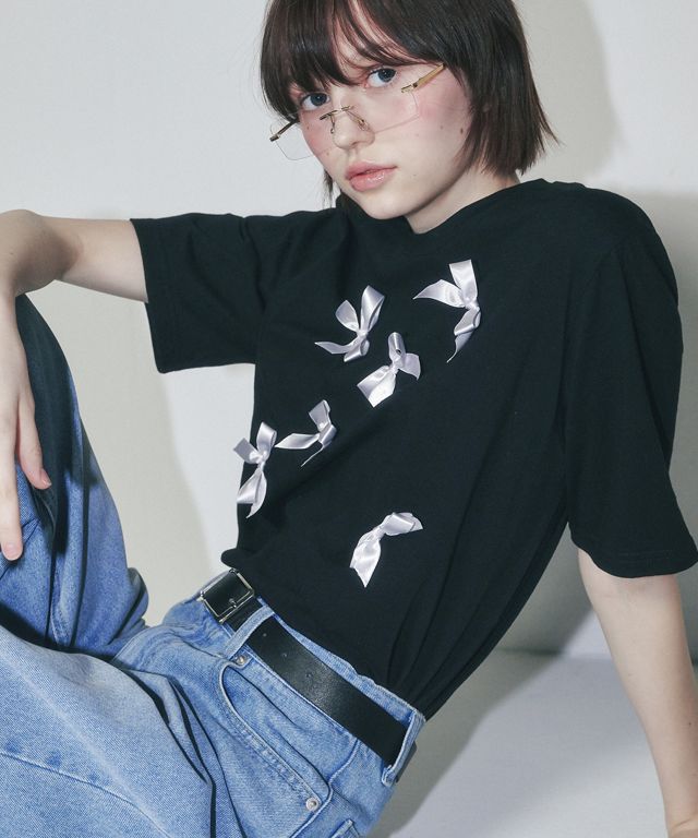 MUSINSA公式 | RONRON REAL RIBBON BOW T SHIRT BLACK