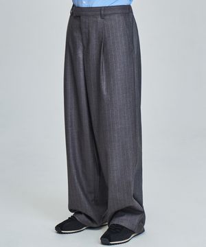 스트라이프 와이드 슬랙스 (GRAY)