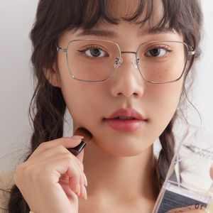 내추럴 매트 쉐이딩