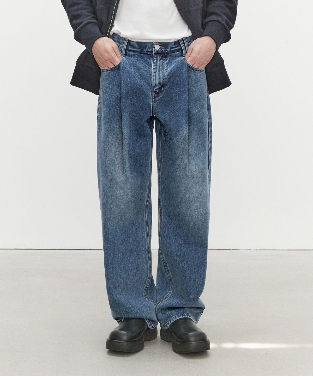 데케트(DECET) Deep Pleats Wide Jeans DCPT030Blue