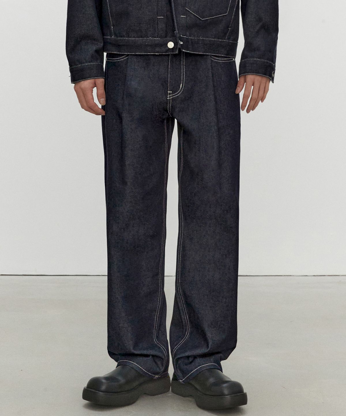 데케트(DECET) Deep Pleats Wide Jeans DCPT030CPIndigo