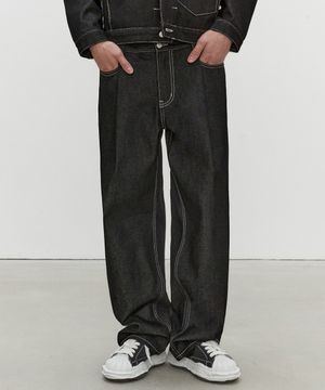 Deep Pleats Wide Jeans DCPT030CPBlack