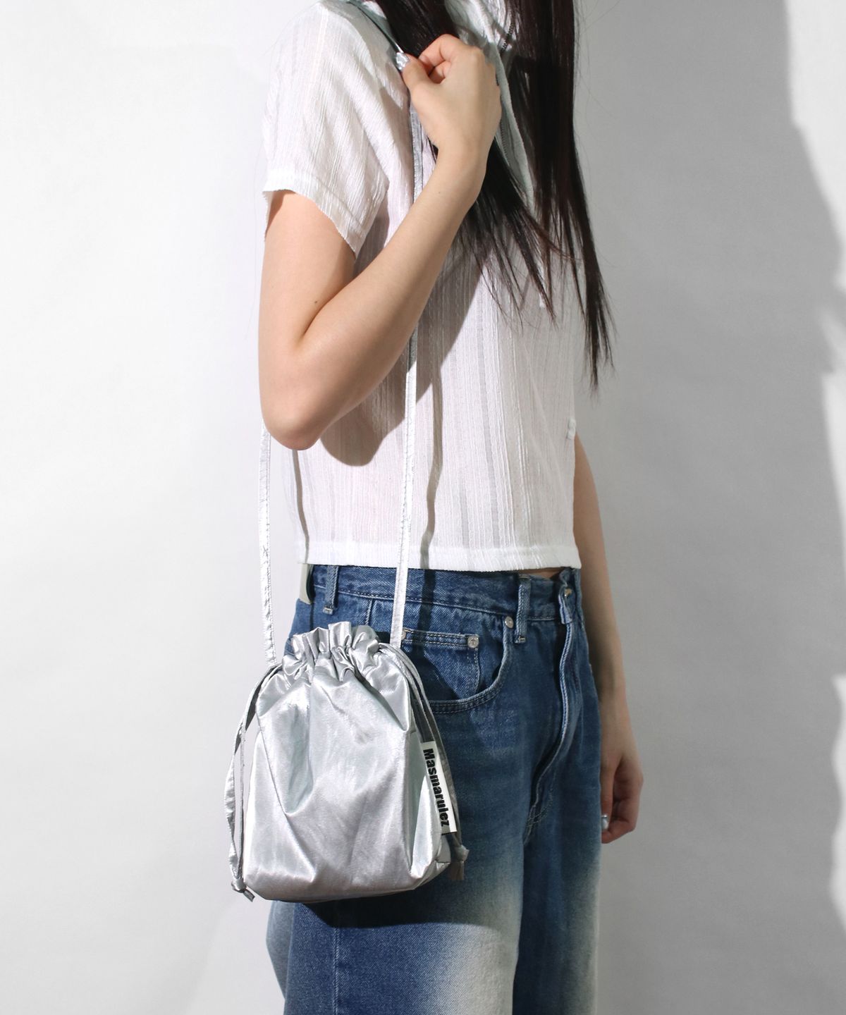 마스마룰즈(MASMARULEZ) String cross bag _ Glittery silver