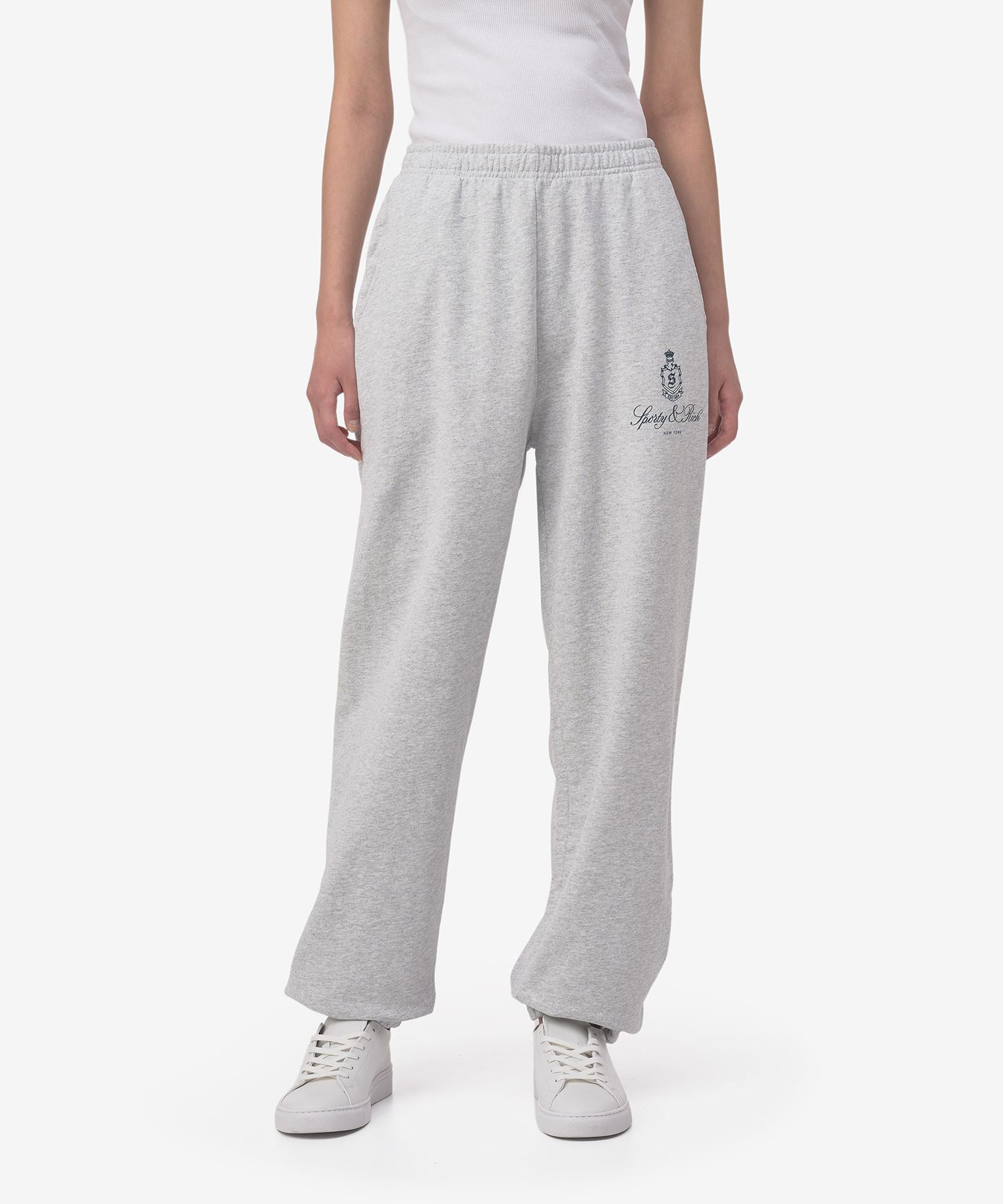 ボトムスその他 Sporty & Rich USA Logo Print Jogger Pants Heather Grey SW881 Jogger Pants Sporty & Rich Varsity Crest Sweatpant UNISEX