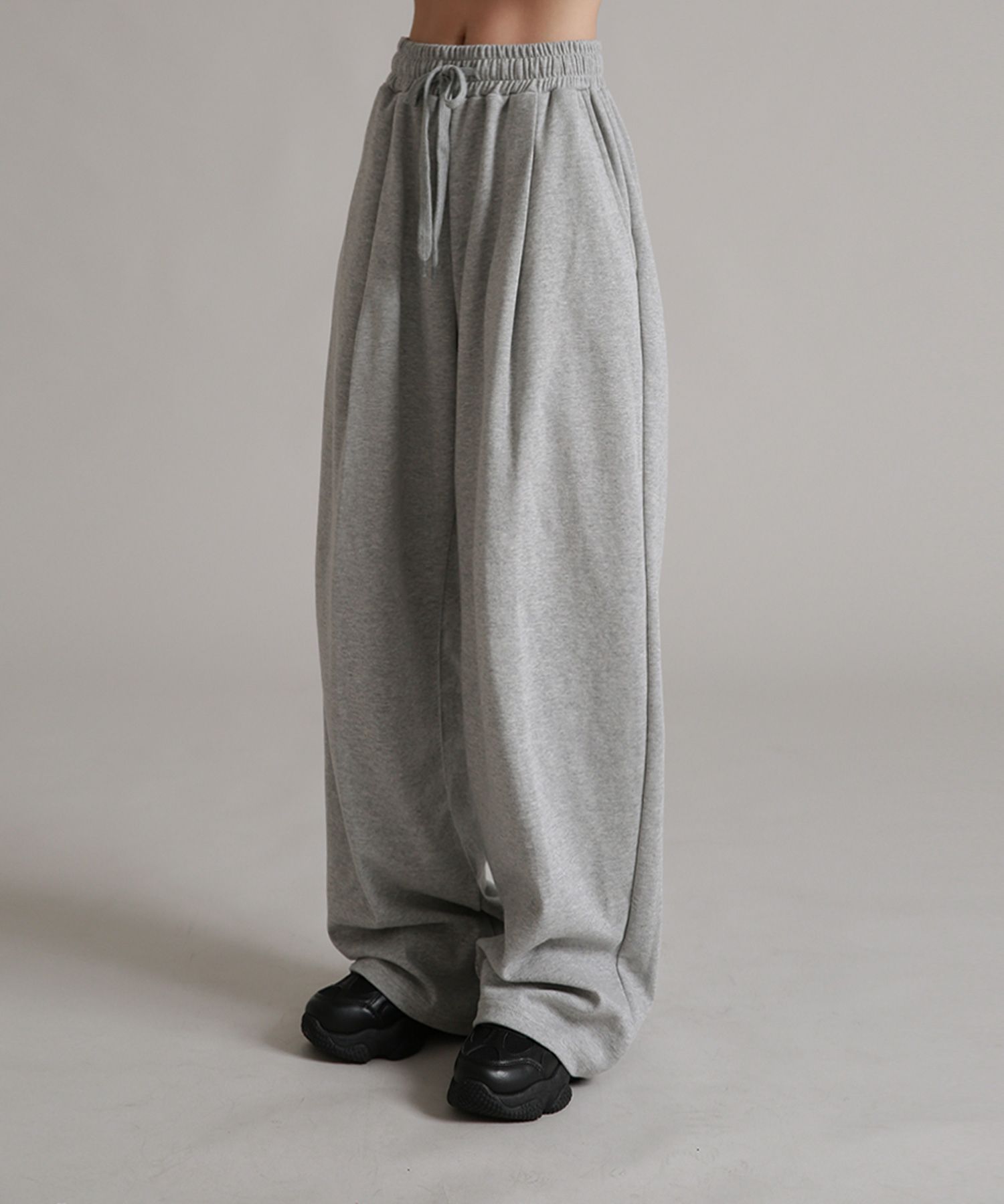 【Anyone more】Horse Banding Strap Wide Pin Tuck Pants MUSINSA | LIKE THE MOST Training pin tuck wide pants 2colors