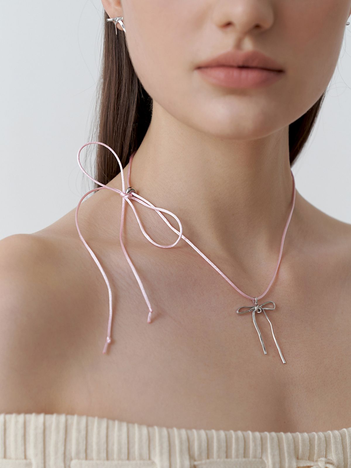 리엔느와르(leeENoir) Romance Ribbon String Necklace (PINK)