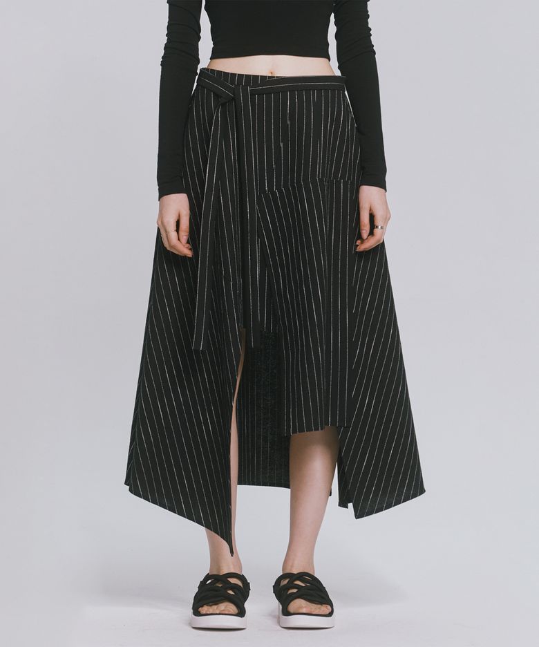 PINSTRIPED AM CUTTING SKIRT BLACK