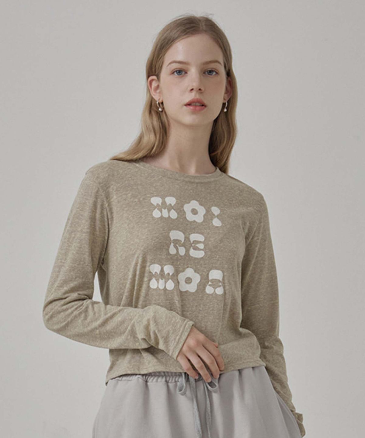 무아르모아(MOIREMOA) Flower Slab Tee-yellow