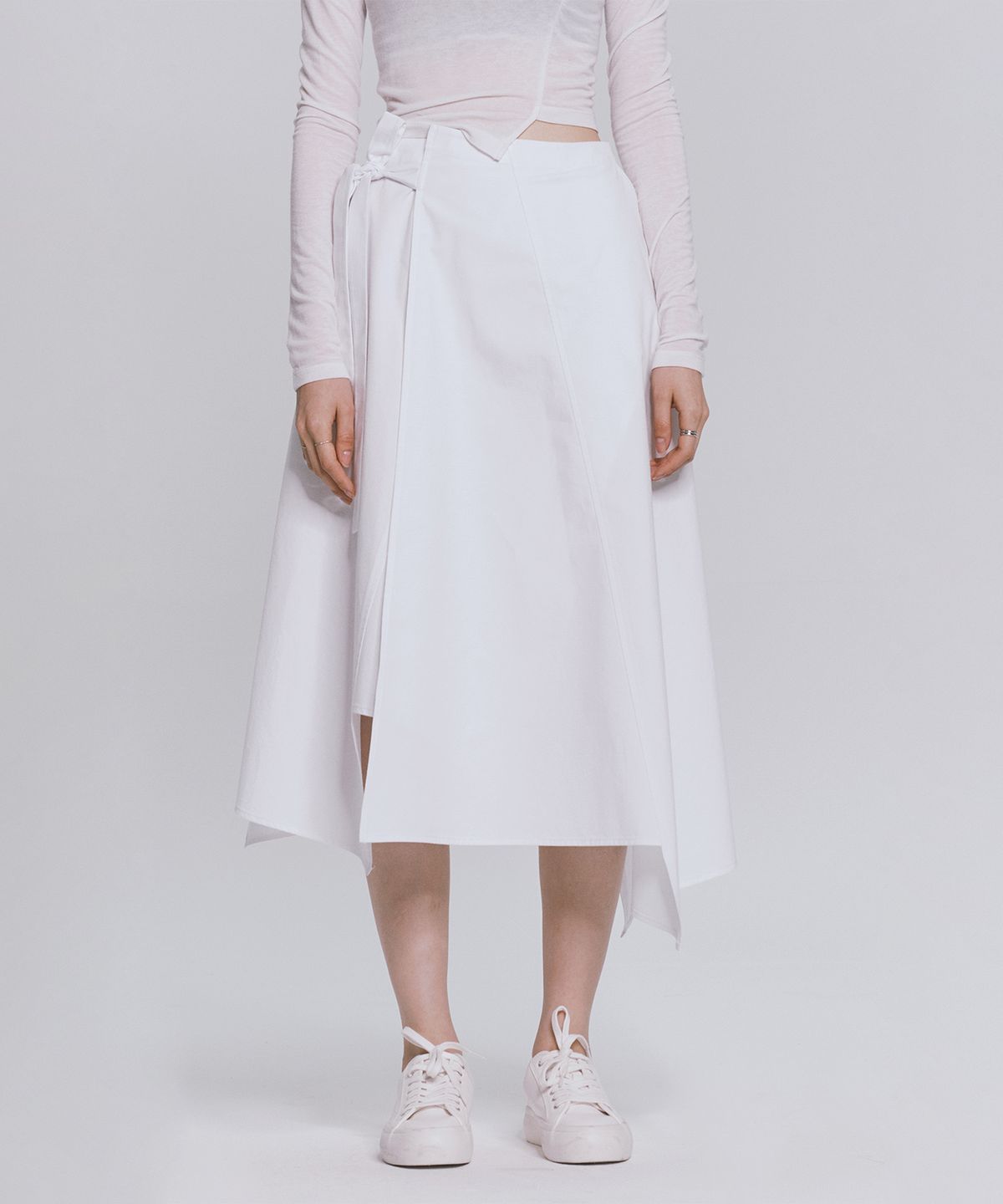 모노포비아(MONOPHOBIA) AM CUTTING WRAP SKIRT WHITE