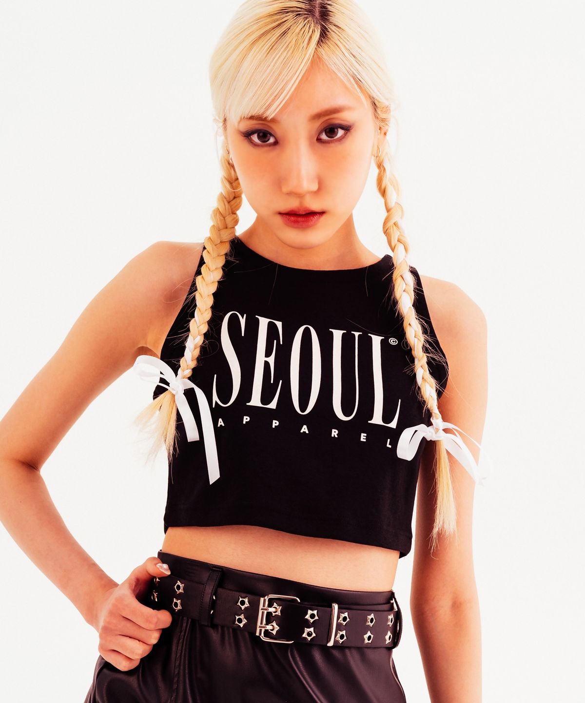 서울어패럴(SEOUL APPAREL) 크롭 슬리브리스 탱크탑 (블랙)