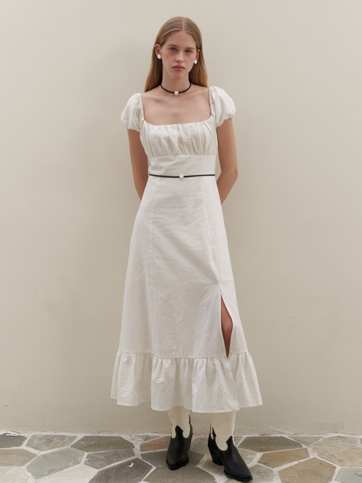 러브미몬스터(LOVE ME MONSTER) The Pure Princess Neck Long Dress