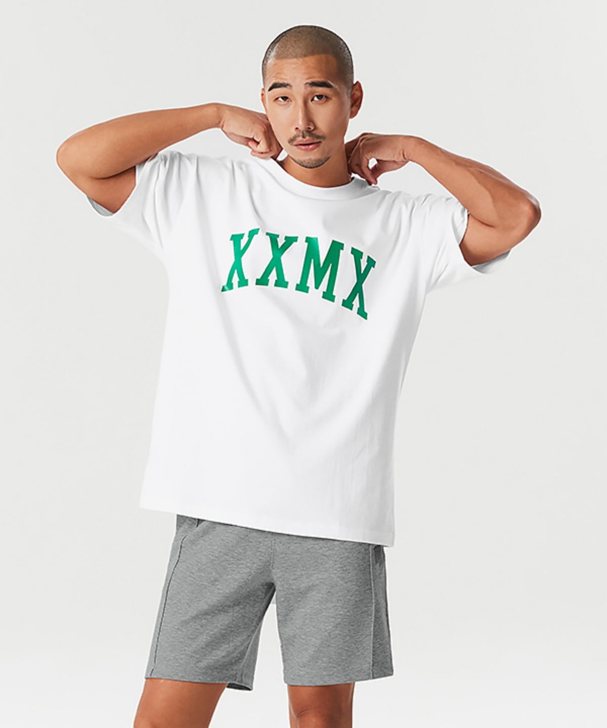 젝시믹스(XEXYMIX) 퓨어코튼 아치로고 숏슬리브 볼드화이트
