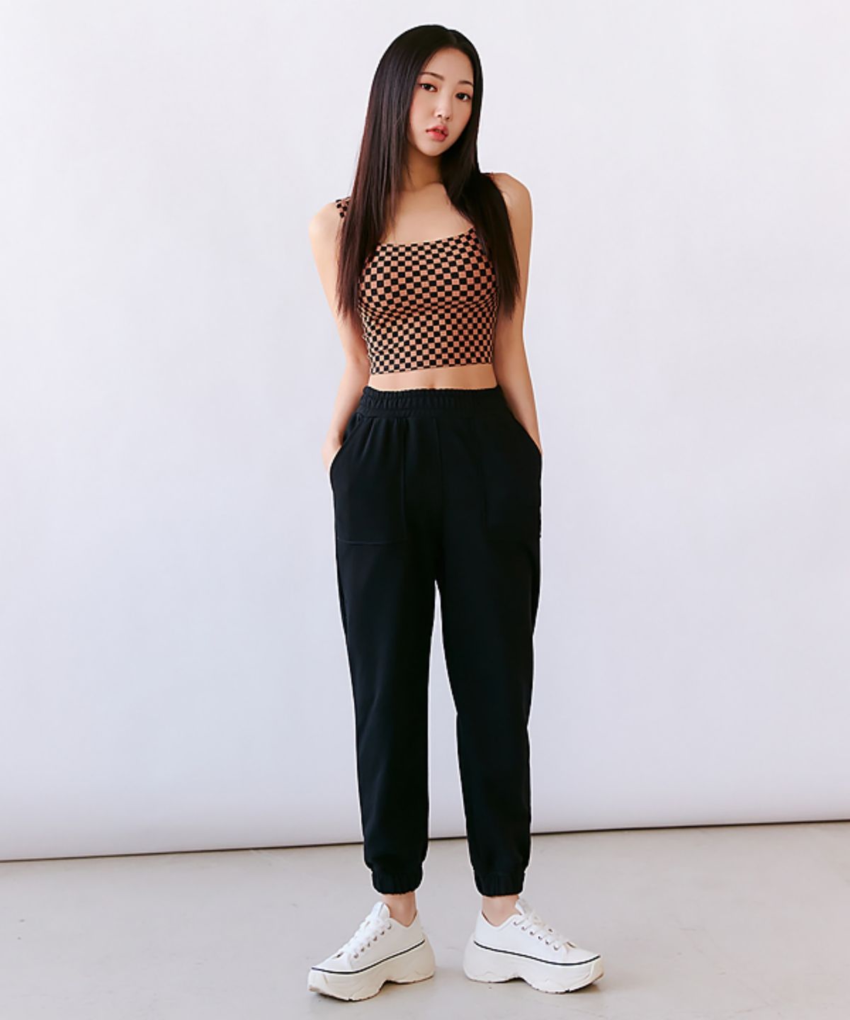젝시믹스(XEXYMIX) 아웃포켓 조거팬츠 블랙