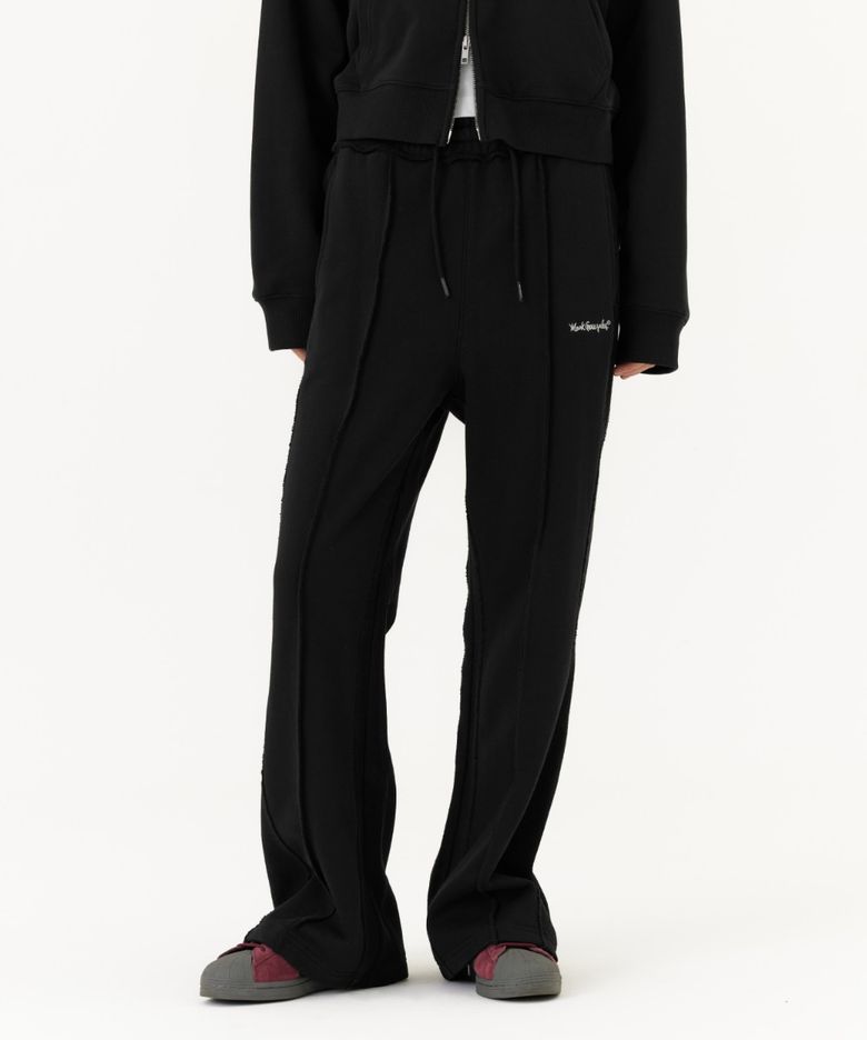 WOMENS REVERSE CUT-OFF SWEAT PANT - BLACK