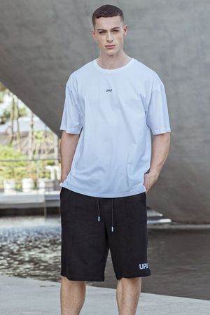 UPLG 스몰로고 오버핏 티셔츠