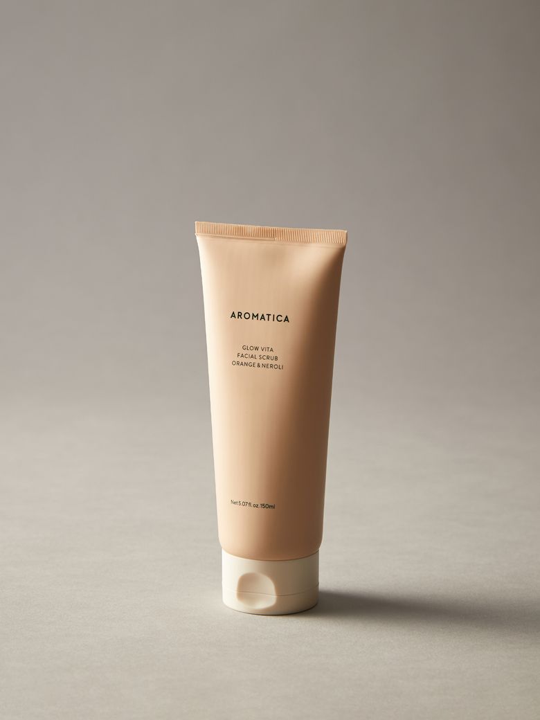 (모공 각질 케어) 글로우 비타 페이셜 스크럽 오렌지 & 네롤리 150ML