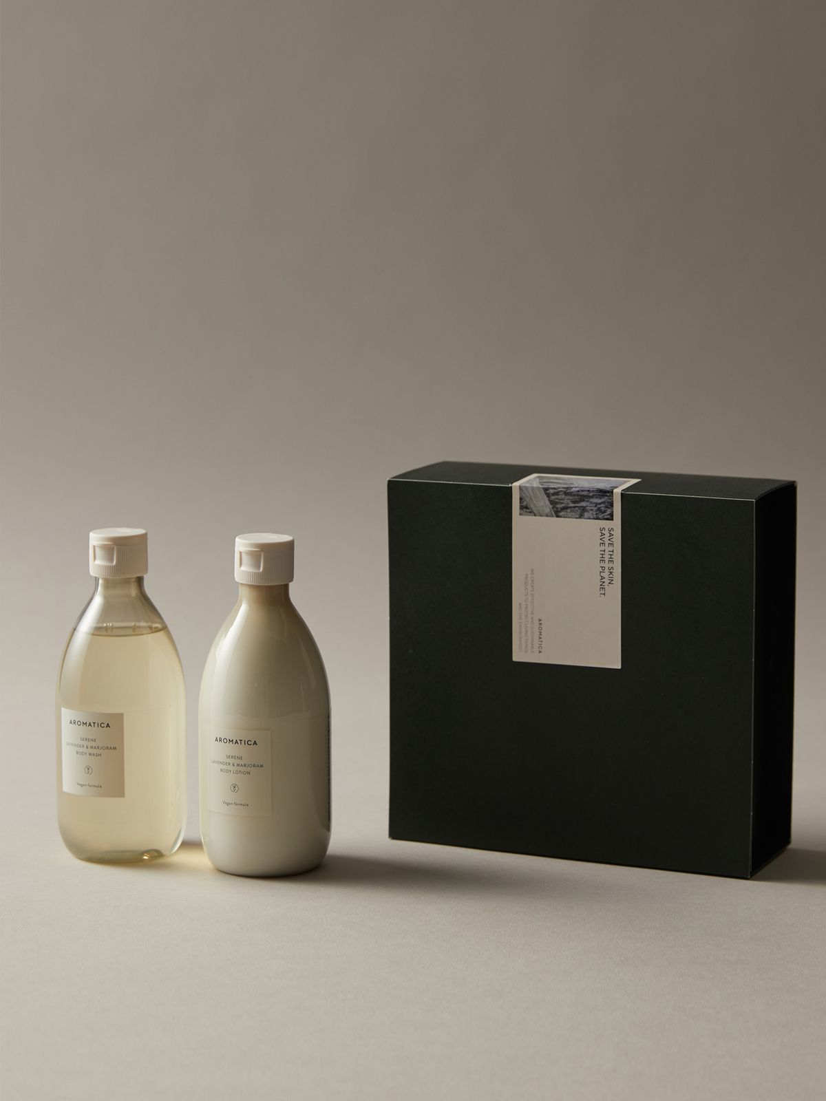 아로마티카(AROMATICA) (평온한 향/선물포장) 라벤더 바디워시 & 로션 세트