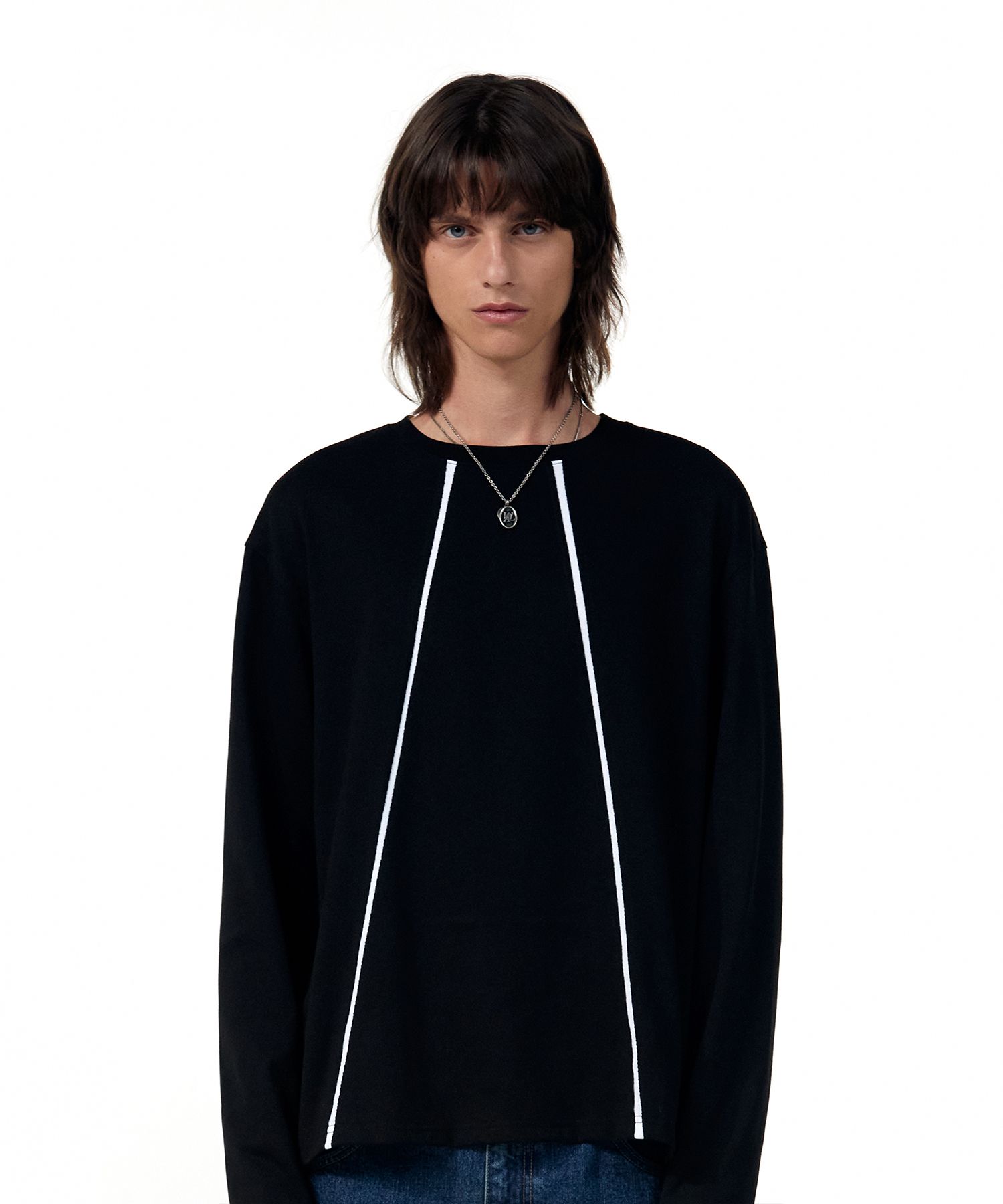 MUSINSA | WOOALONG Signature slit point T-shirt - BLACK