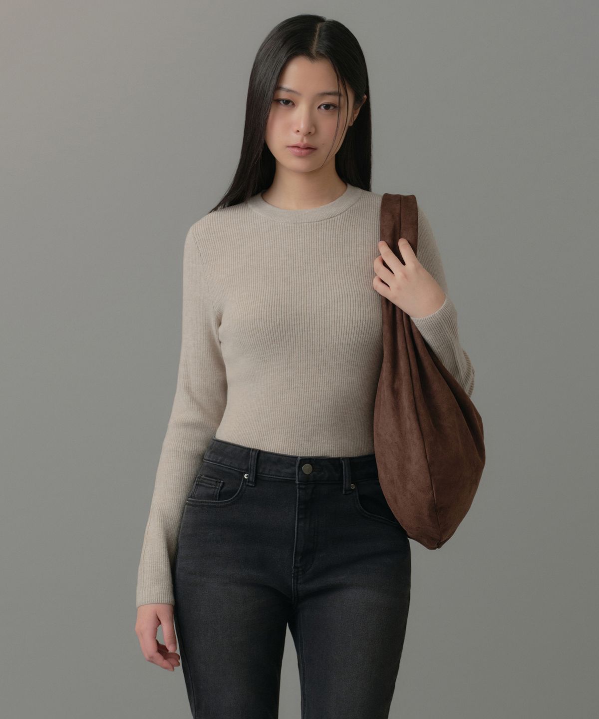무신사 스탠다드 우먼(MUSINSA STANDARD WOMAN) 우먼즈 리브드 슬림 크루 넥 니트 [라이트 베이지]