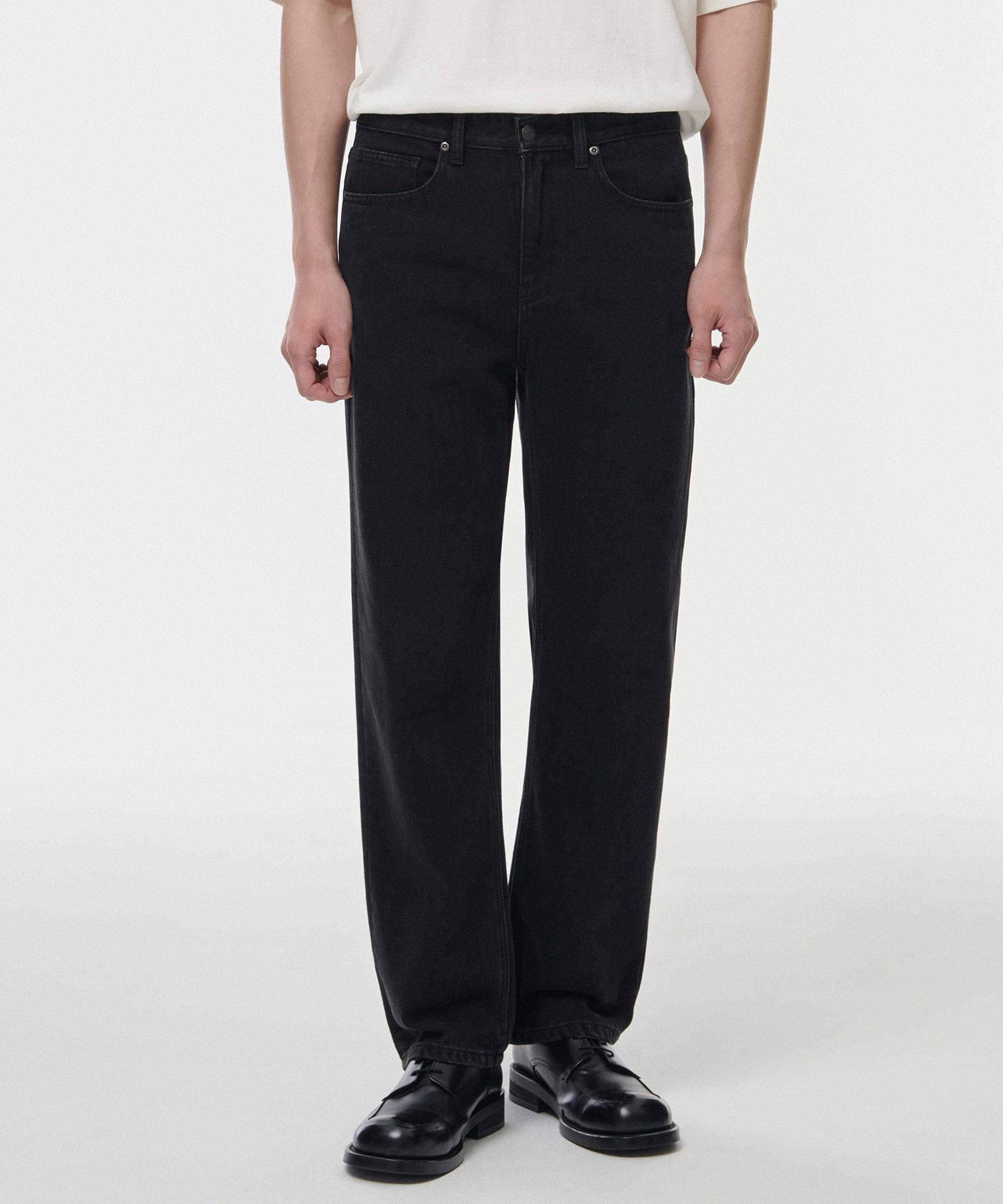 ★MUSINSA STANDARD★ Washed Black Straight Denim Pants MMCNP MUSINSA | MUSINSA STANDARD Straight Denim Pants [Washed Black]