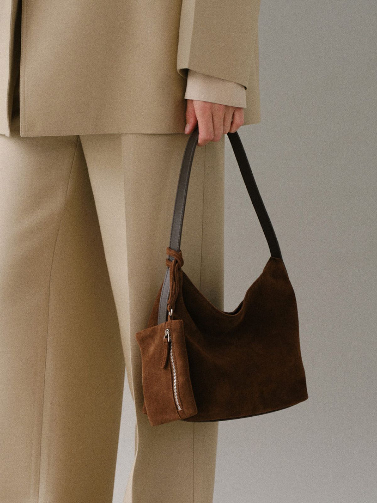 로서울(ROH SEOUL) Mini pulpy hobo bag Suede Chestnut