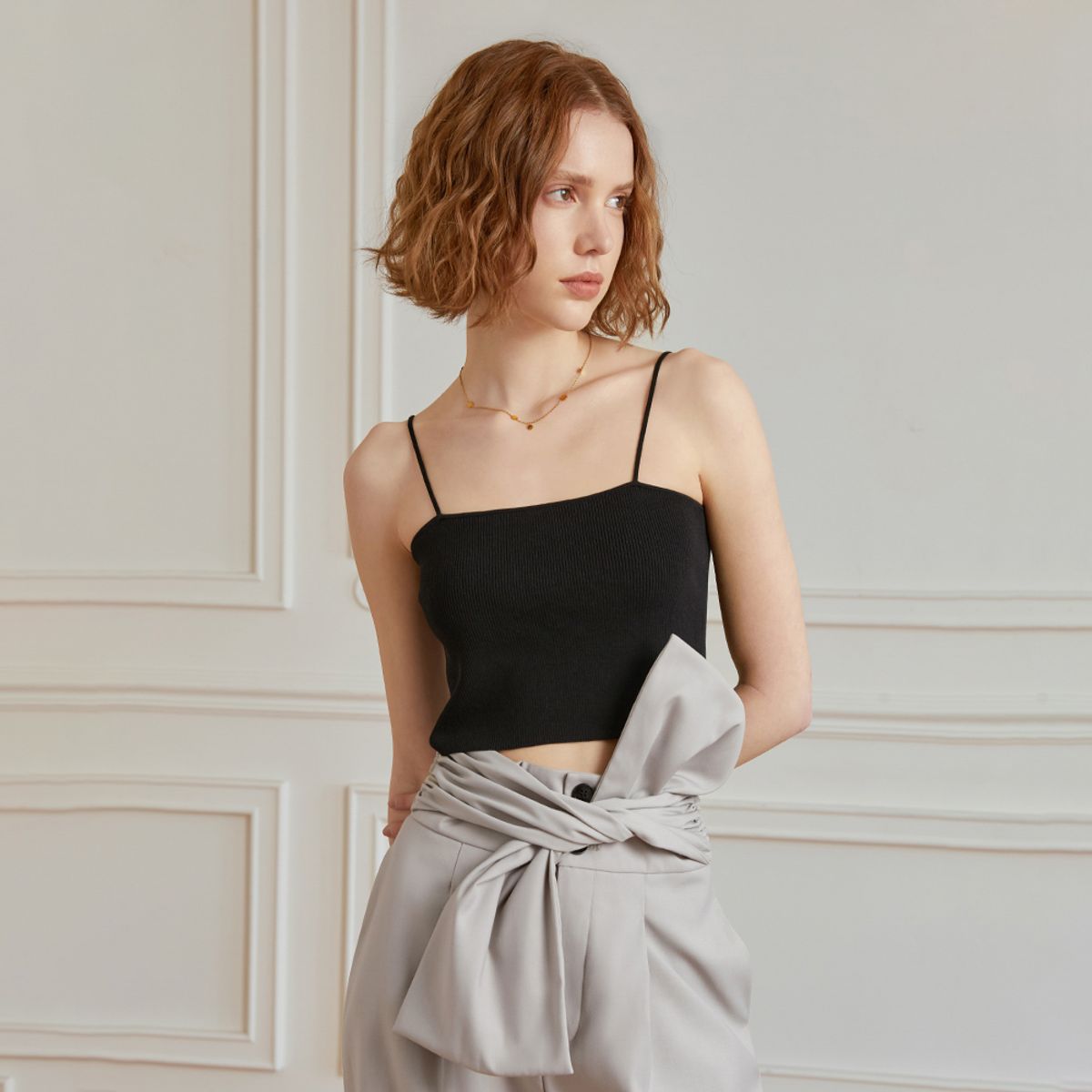 와이와이아이엠(YYIAM) YY_Delicate basic crop top_BLACK