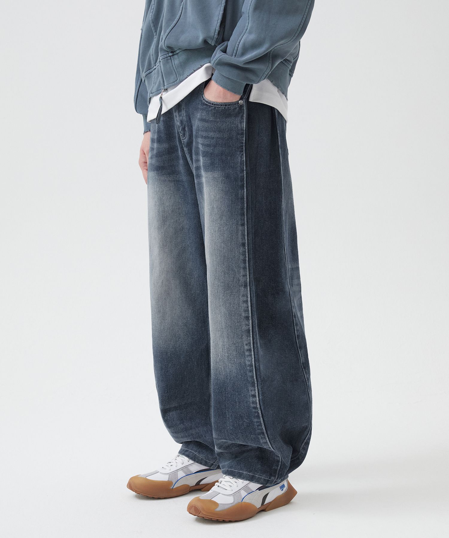 MUSINSA | TRILLION Side Tuck Snap Button Wide Denim Pants