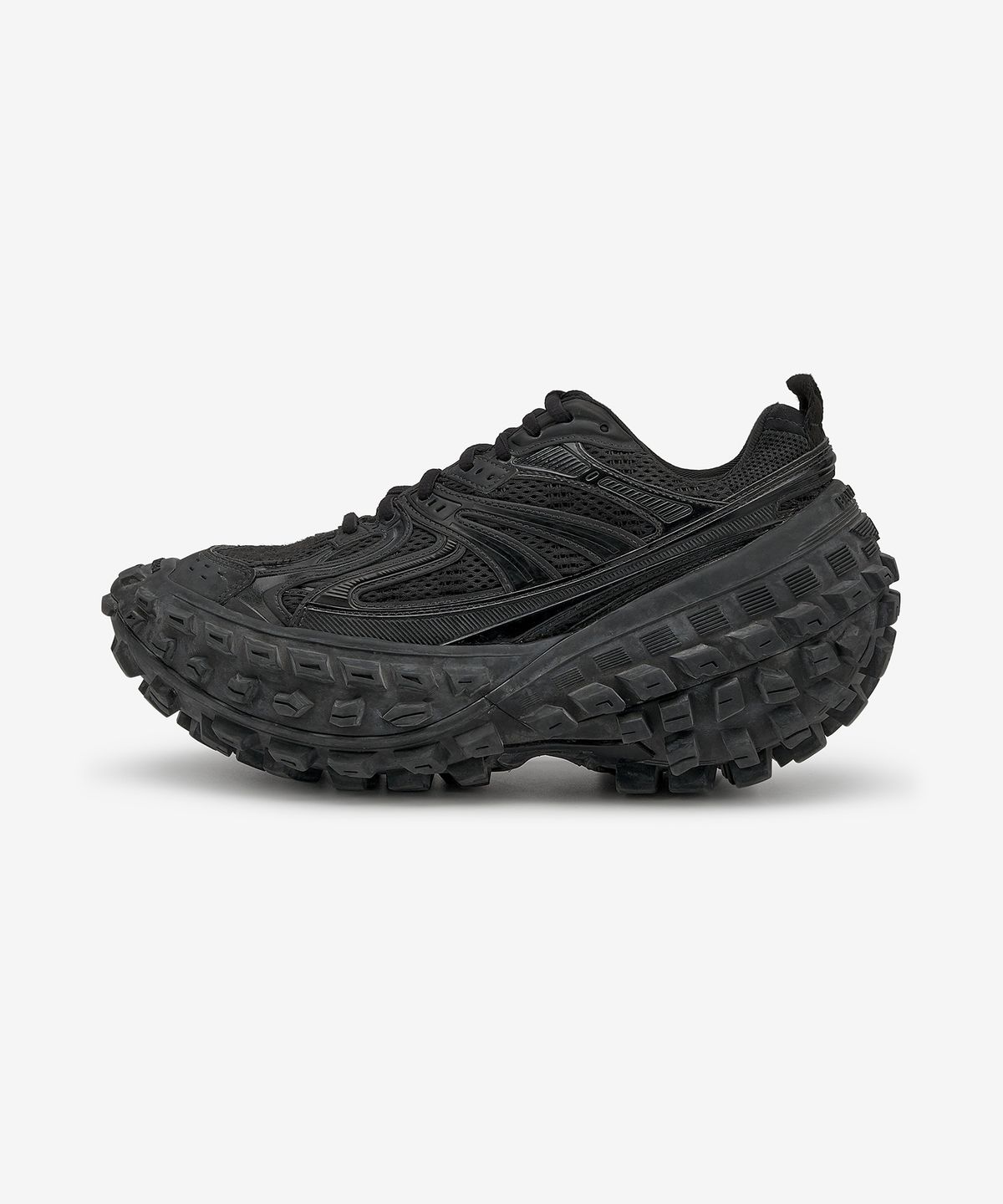 발렌시아가(BALENCIAGA) 바운서 디펜더 스니커즈 - 블랙 / 685613W2RA61000