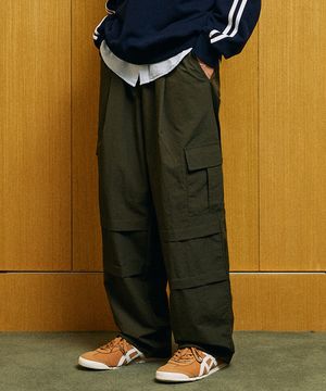 원턱 나일론 파라슈트 카고팬츠 카키