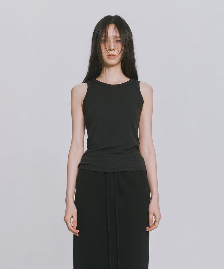 COTTON CROP SLEEVELESS BLACK